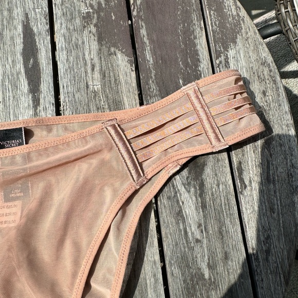 New Victoria’s Secret Panties - Picture 2 of 3